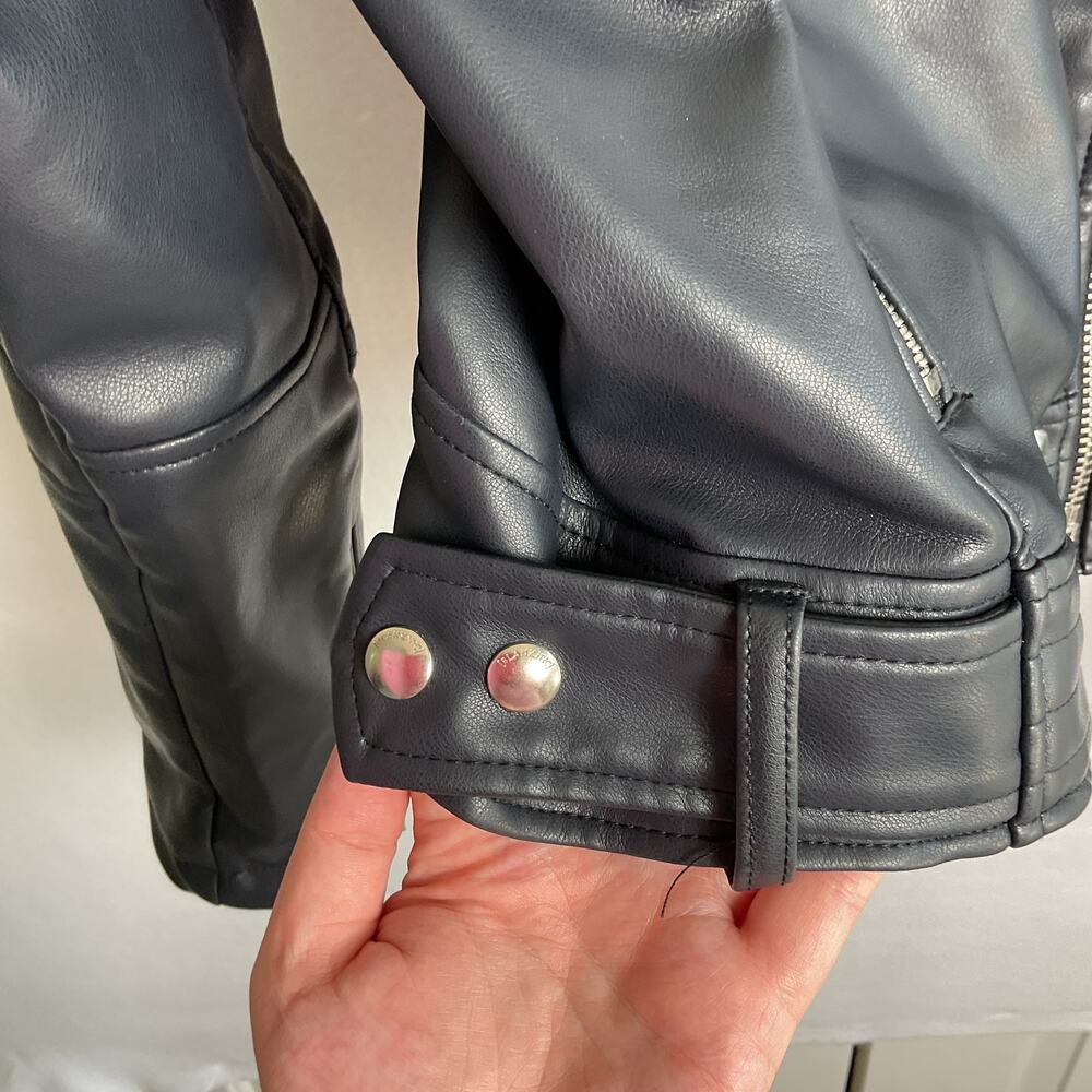 BLANKNYC Womens Vegan Leather Motorcycle Jacket Medium - Picture 6 of 9
